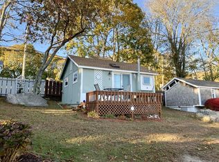 3 Maple St #2, Buzzards Bay, MA 02532