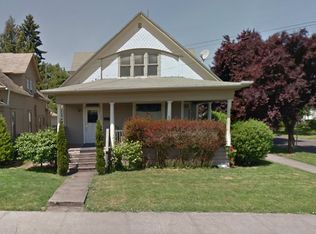 689 N 1st St, Woodburn, OR 97071