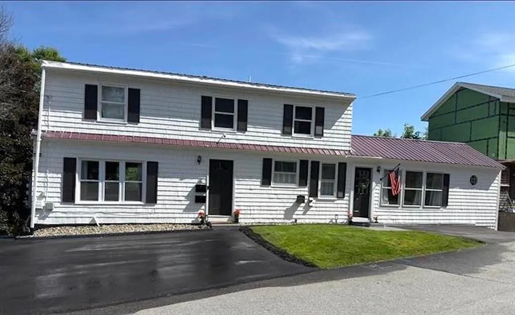 1 bed, 1.0 bath, 800 sqft, $1,800 — Photo 1