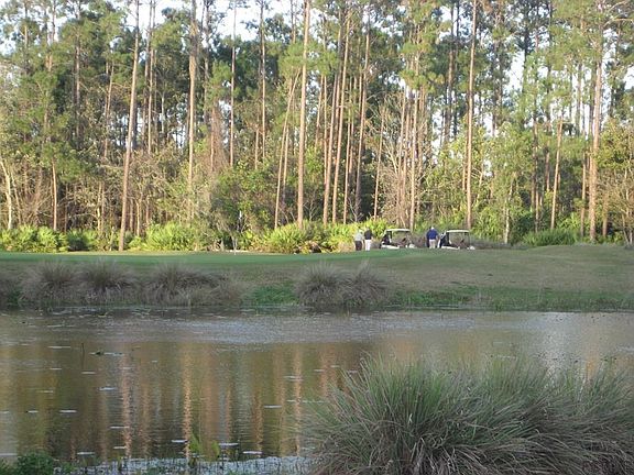 4th image of 113 Edward Dr