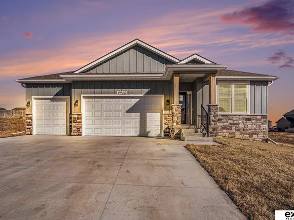 19856 Andresen St, Omaha, NE 68135