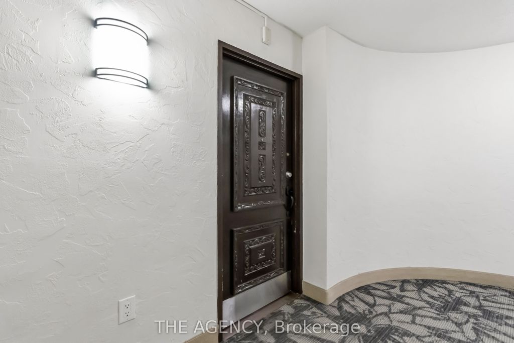 10 Muirhead Rd #1210, Toronto, ON - View 6