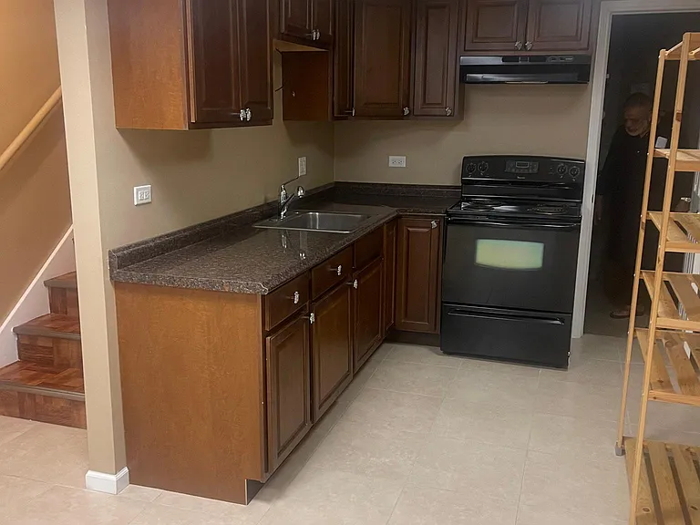 6034 Canterbury Ln #6034 — Photo 35