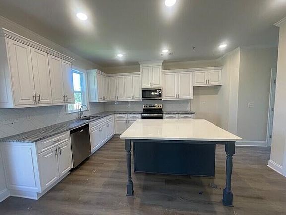4th image of 5530 Sweetwater Drive