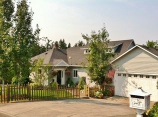 789 NE Edgehill Dr, Estacada, OR 97023