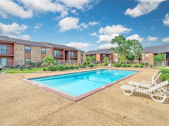 5th image of 904 University Oaks Blvd APT 117