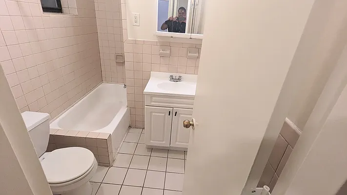 Rented by Corcoran | media 17