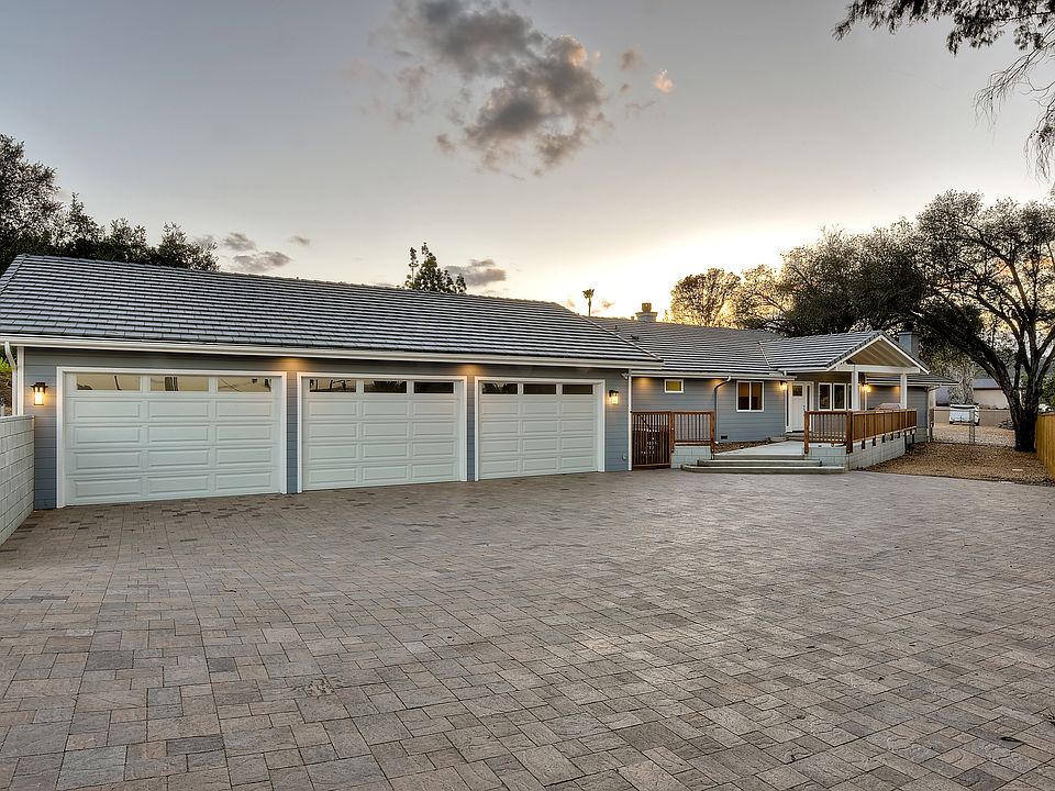 1st image of 1410 S Magnolia Ave