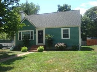 40 Delprete Ave, Rockland, MA 02370