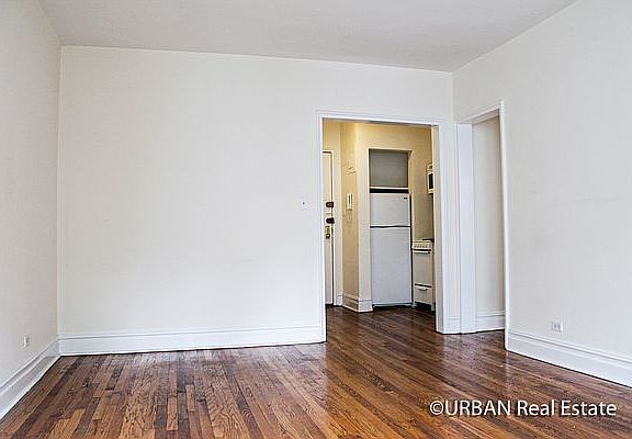 4th image of 135 Avenue A #2F
