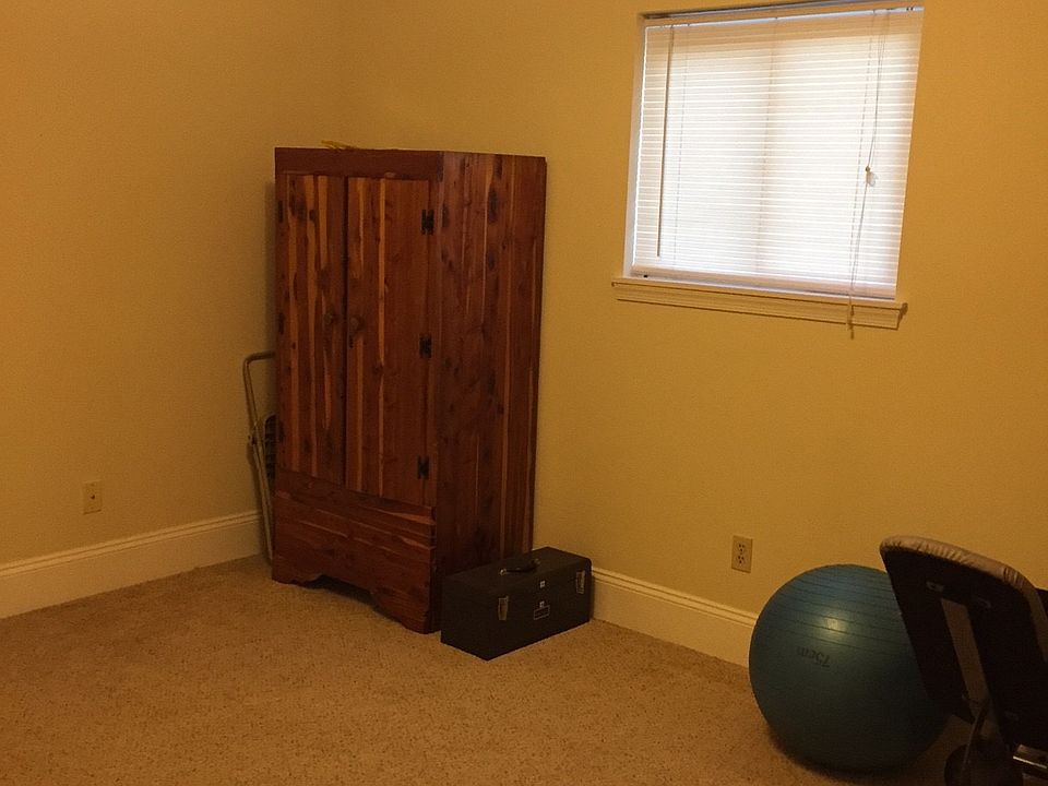 1 of 2 bedrooms