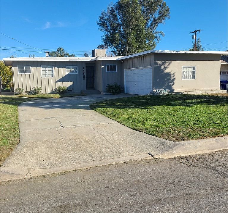 1st image of 1295 Pepper Tree Ln