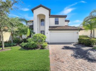 4264 Raffia Palm Cir, Naples, FL 34119