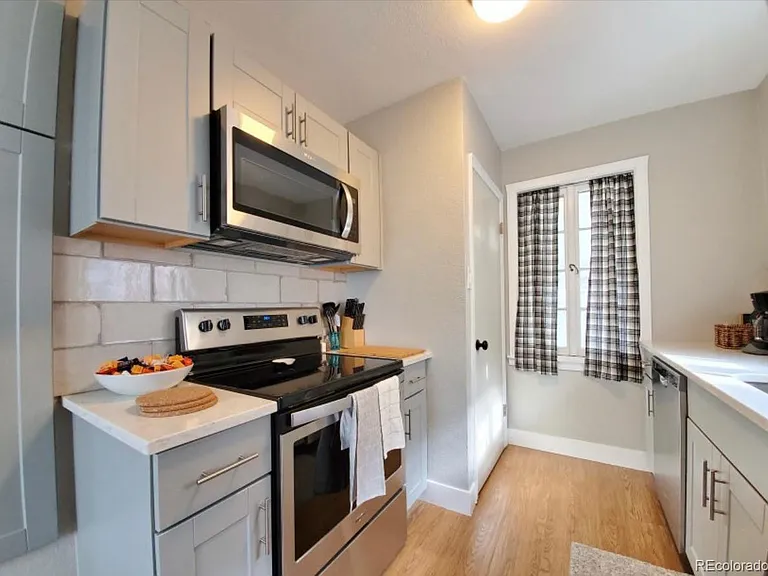 164 S Ogden St — Photo 5
