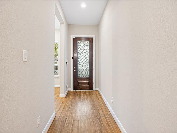 3rd image of 10408 Quiet Courtyard Rd