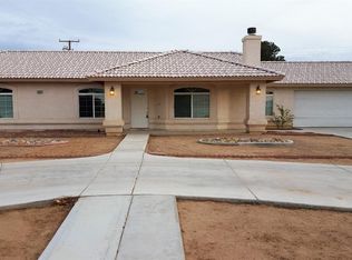 21324 Little Beaver Rd, Apple Valley, CA 92308