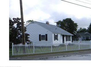 463 Kenduskeag Ave, Bangor, ME 04401
