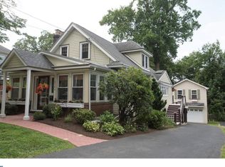 458 Saint Davids Ave, Wayne, PA 19087