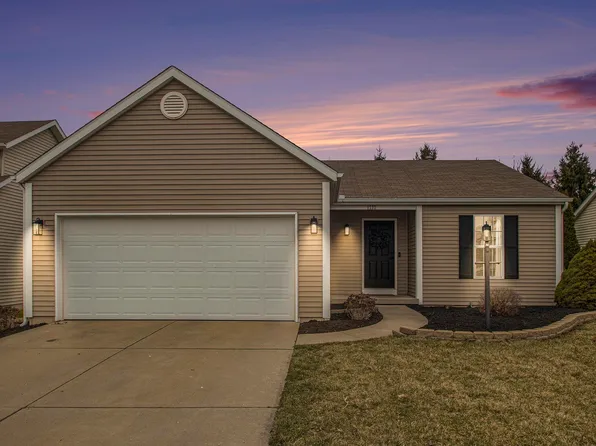 1222 Arbor Ln, Mishawaka, IN 46544