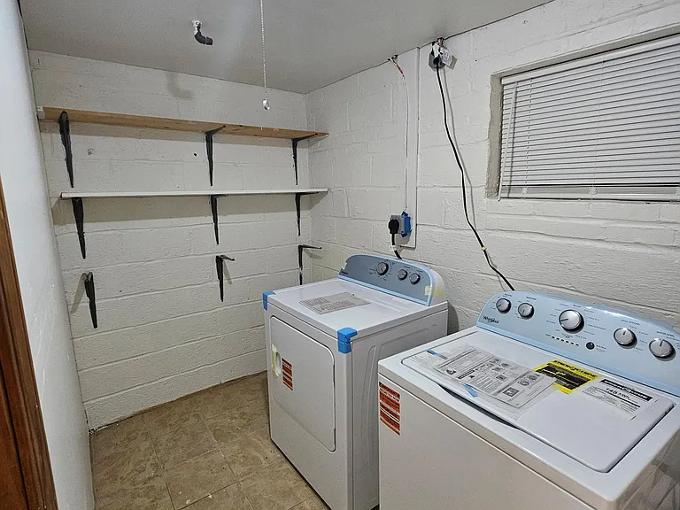 2305 Oxon Run Dr — Photo 20