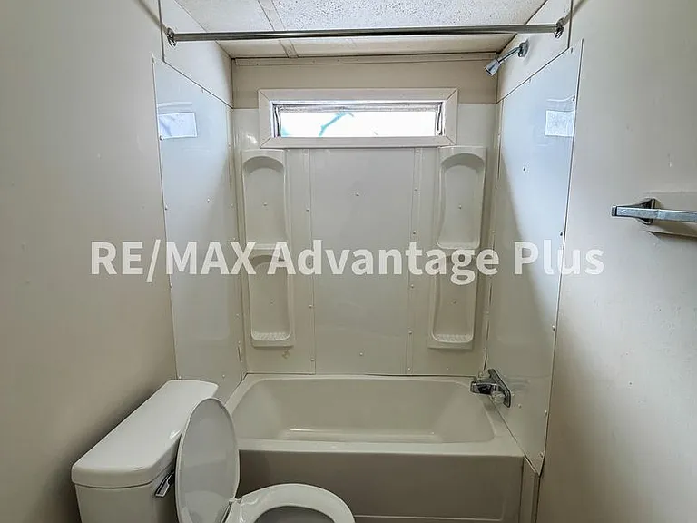 29 Oak Ln — Photo 11