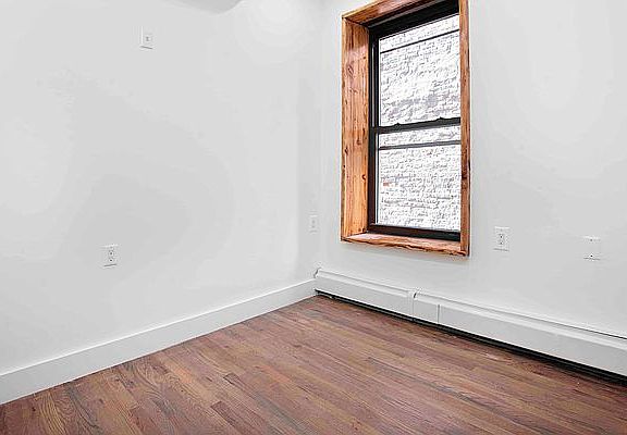 4th image of 150 E 105th St #2A