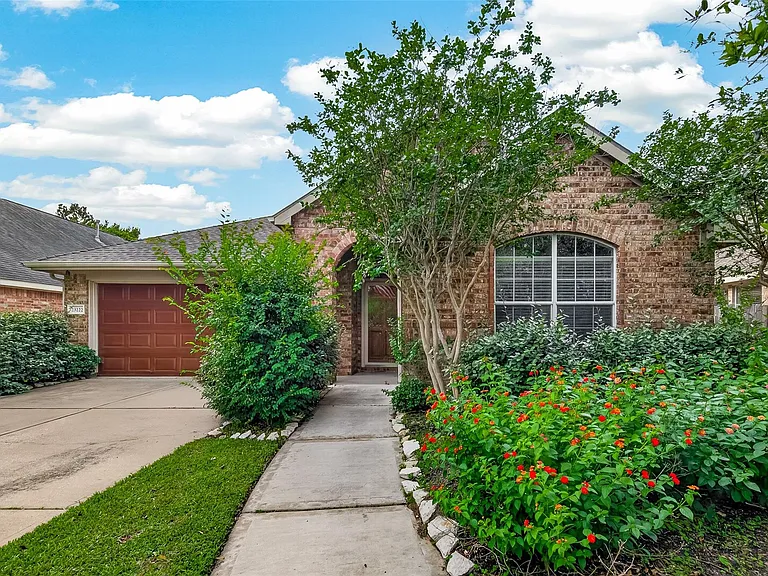 23222 Century Plant Dr — Photo 1