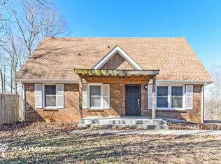 2044 Dinsmore Rd, Clarksville, TN 37040