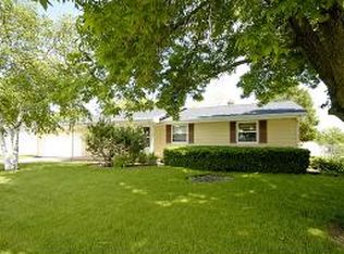 1457 Guns Rd, Green Bay, WI 54311