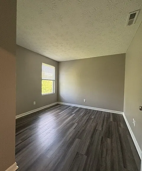 2180 Pine Valley Dr — Photo 4