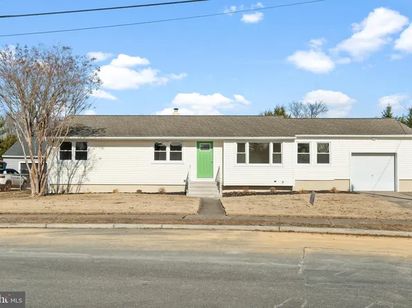 30 Macon Dr, Hamilton, NJ 08619