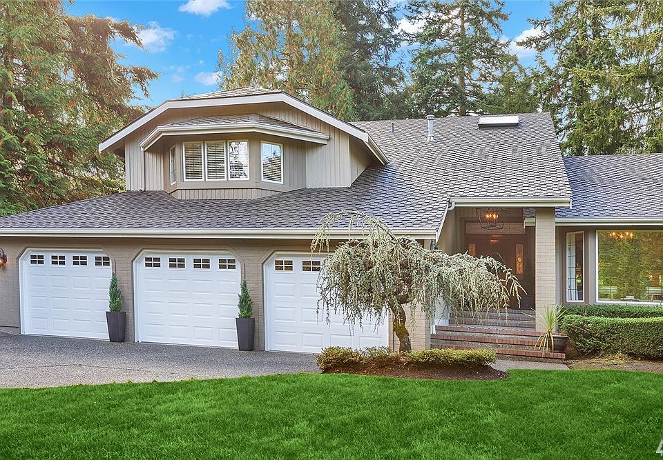 1st image of 2423 222nd Ave NE