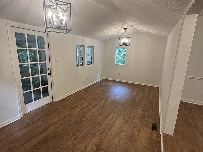 Bonus room with vaulted ceiling