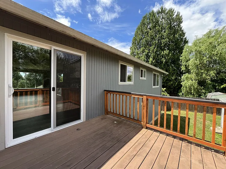 3919 SE Monroe St — Photo 43