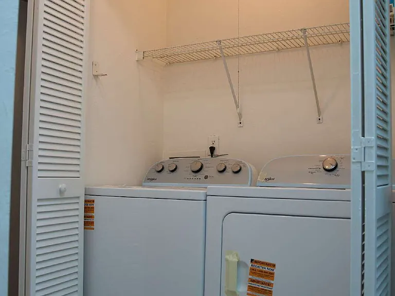 1339 Airport Dr #H9 — Photo 11