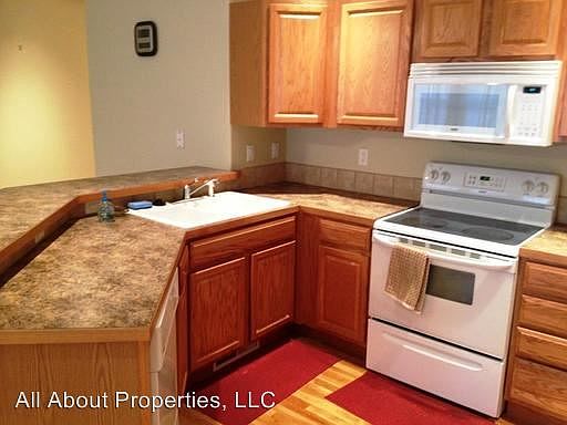 4th image of 3219 Borrossa St
