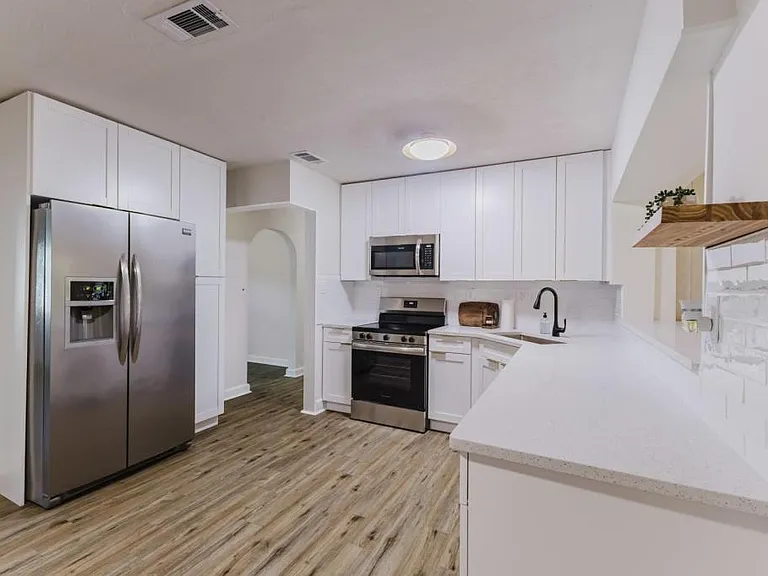 1310 La Faunce Way — Photo 15