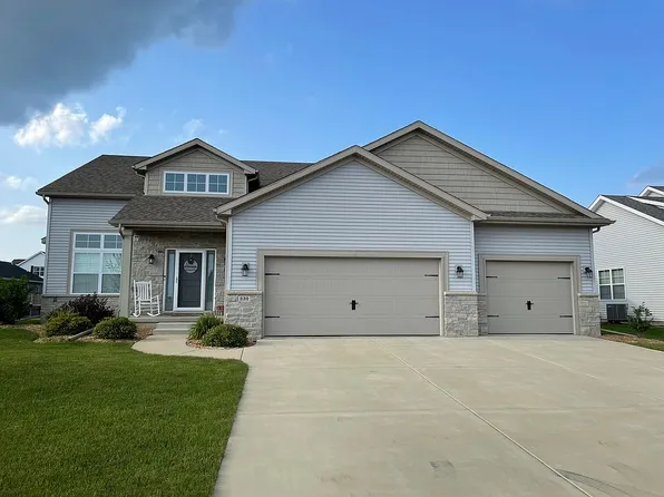 232 W Torrey Pines Dr, Eldridge, IA 52748
