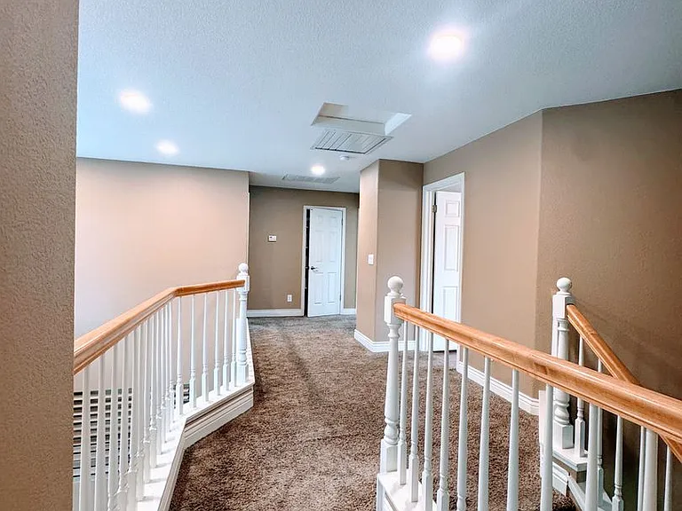 477 Fisher Cir — Photo 13