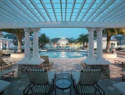 Resort Style Pool