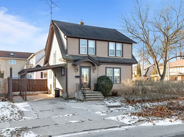 1523 27th St, Two Rivers, WI 54241