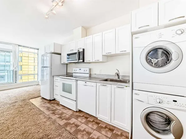 3830 SE Brentwood Rd NW #1103, Calgary, AB T2L 2J9