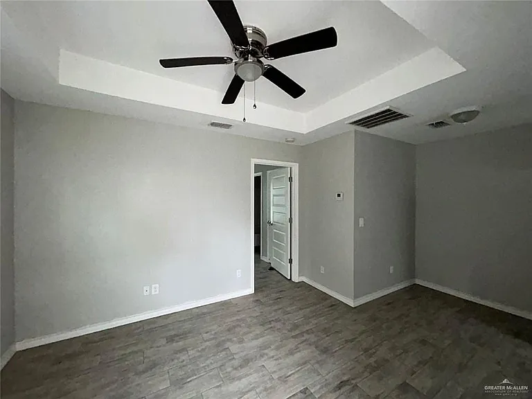 1410 Quitaca Dr #D — Photo 19