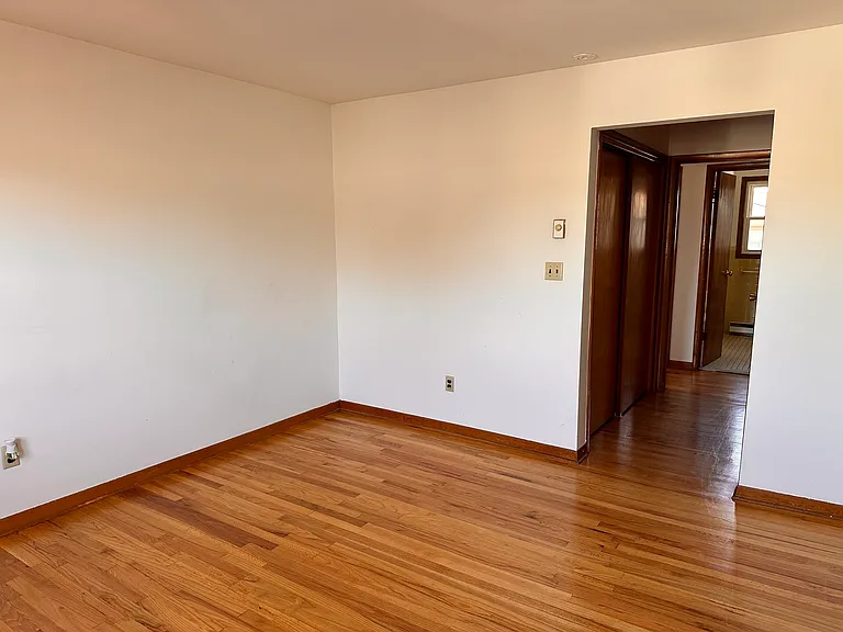 333 Green Ave #6 — Photo 13