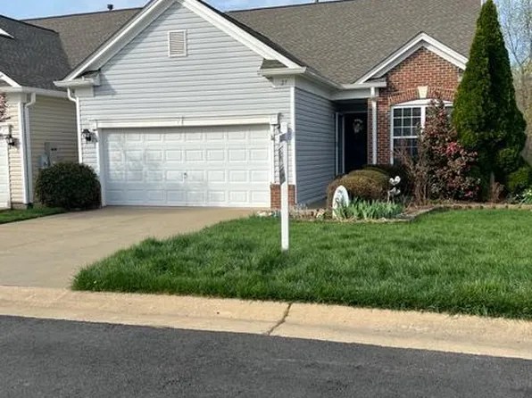 27 Hanover Ct, Fredericksburg, VA 22406