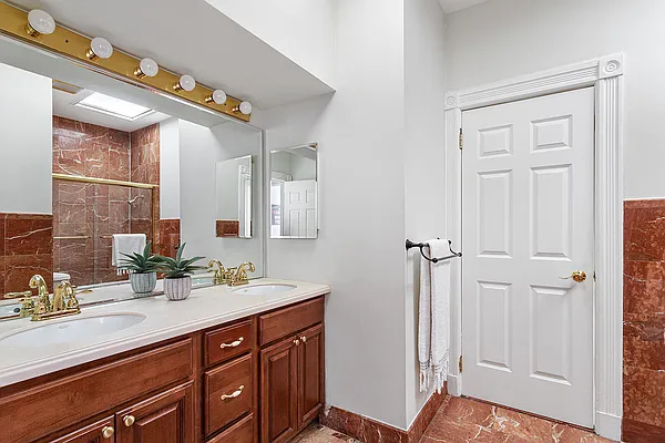 Sold by Corcoran | media 10