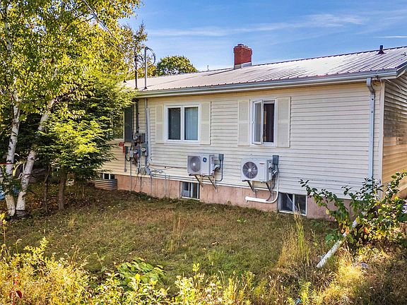 2nd image of 55 Corrigan Ct