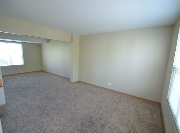 3rd image of 1756 Alexandria Ln