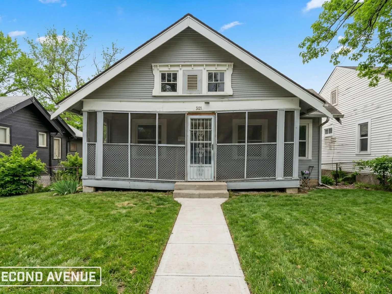 2 bed, 1.0 bath, 975 sqft, $995 — Photo 1