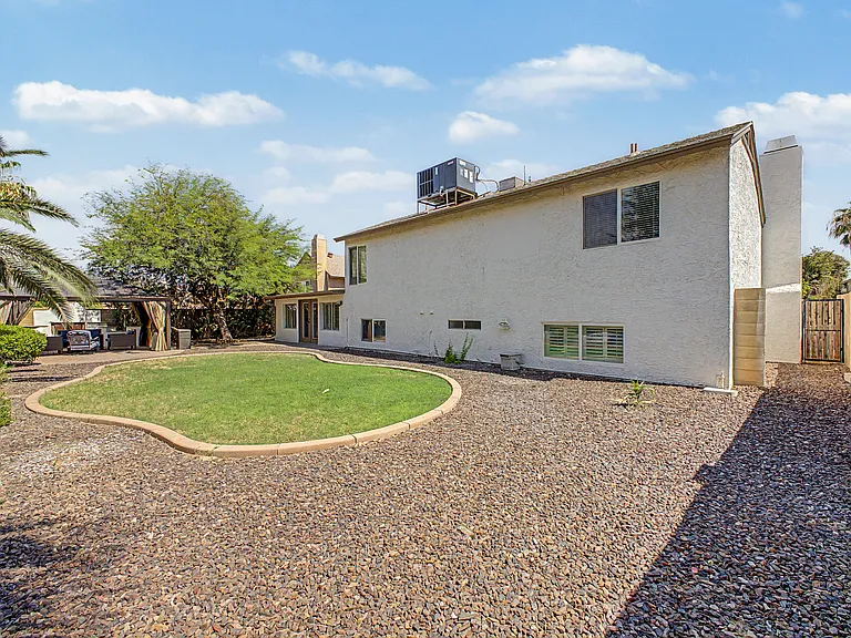 918 E Kristal Way — Photo 29